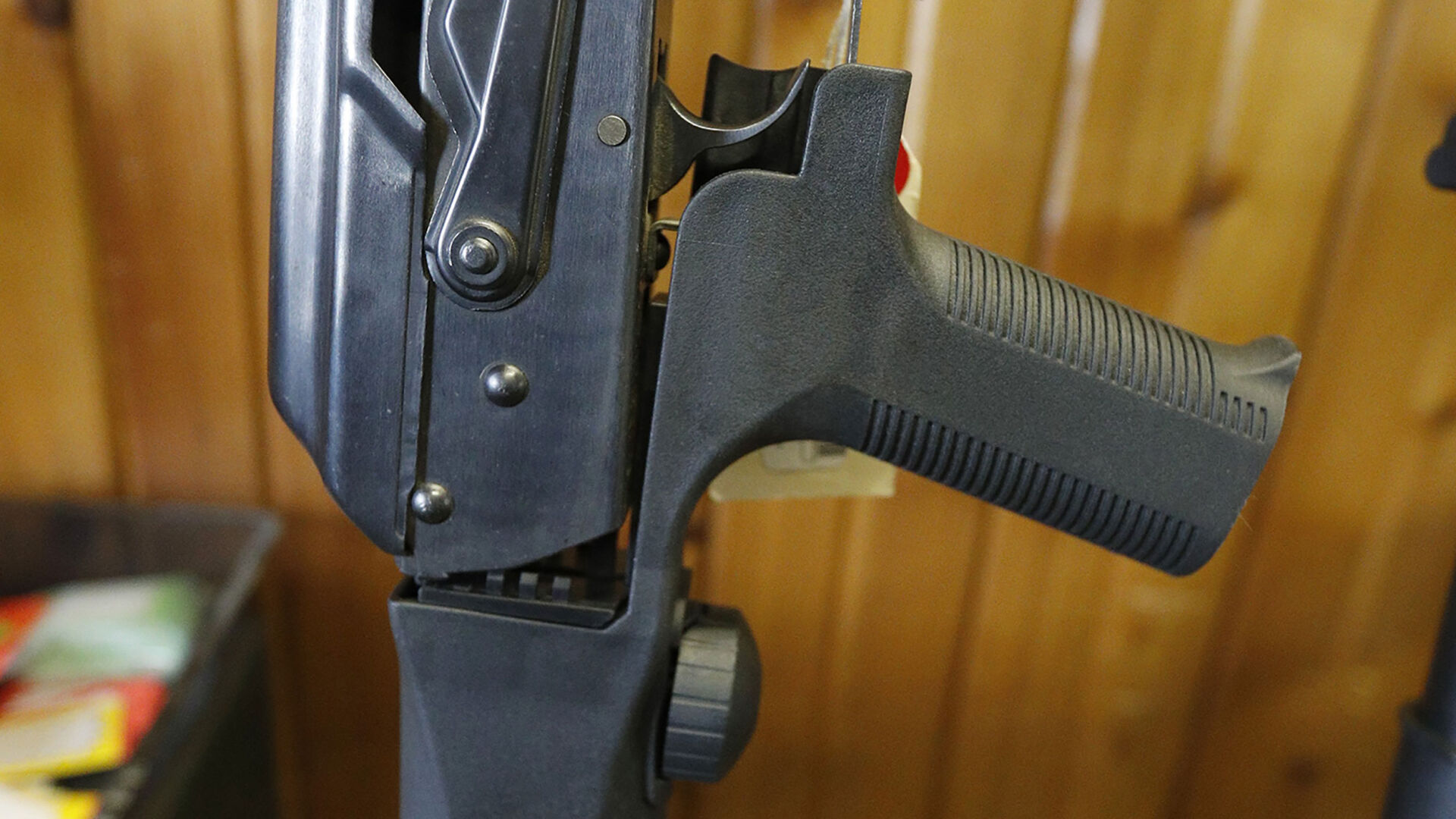 Federal appeals court strikes down ban on bump stocks